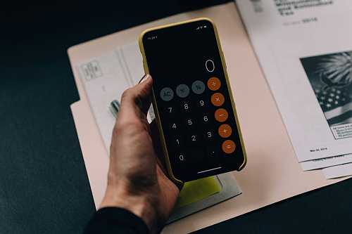 3 Financial Decluttering Tips To Unlock Your Savings Potential